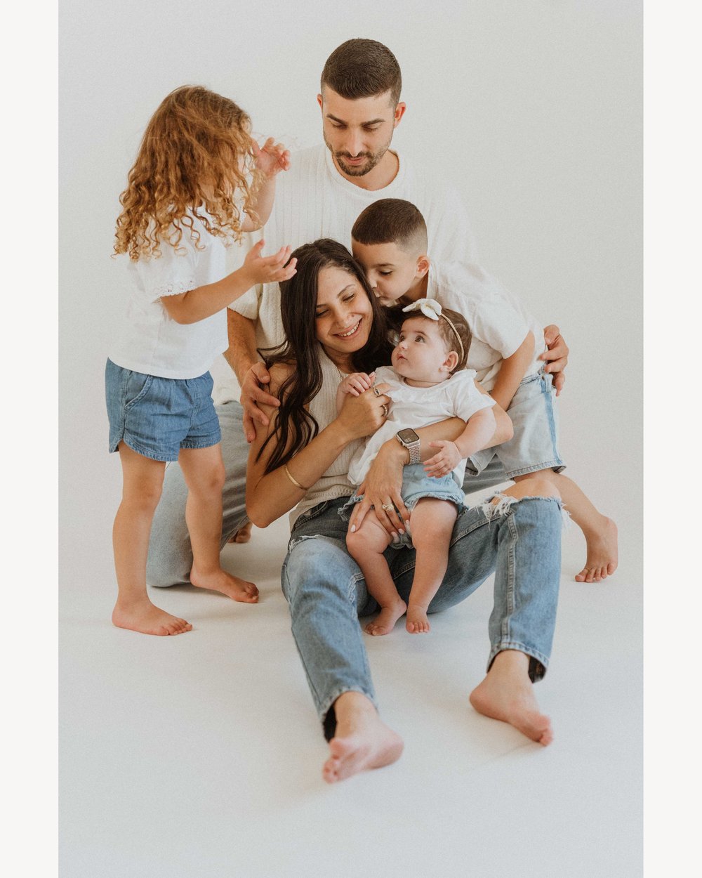נוי קייטל עם המשפחה שלה